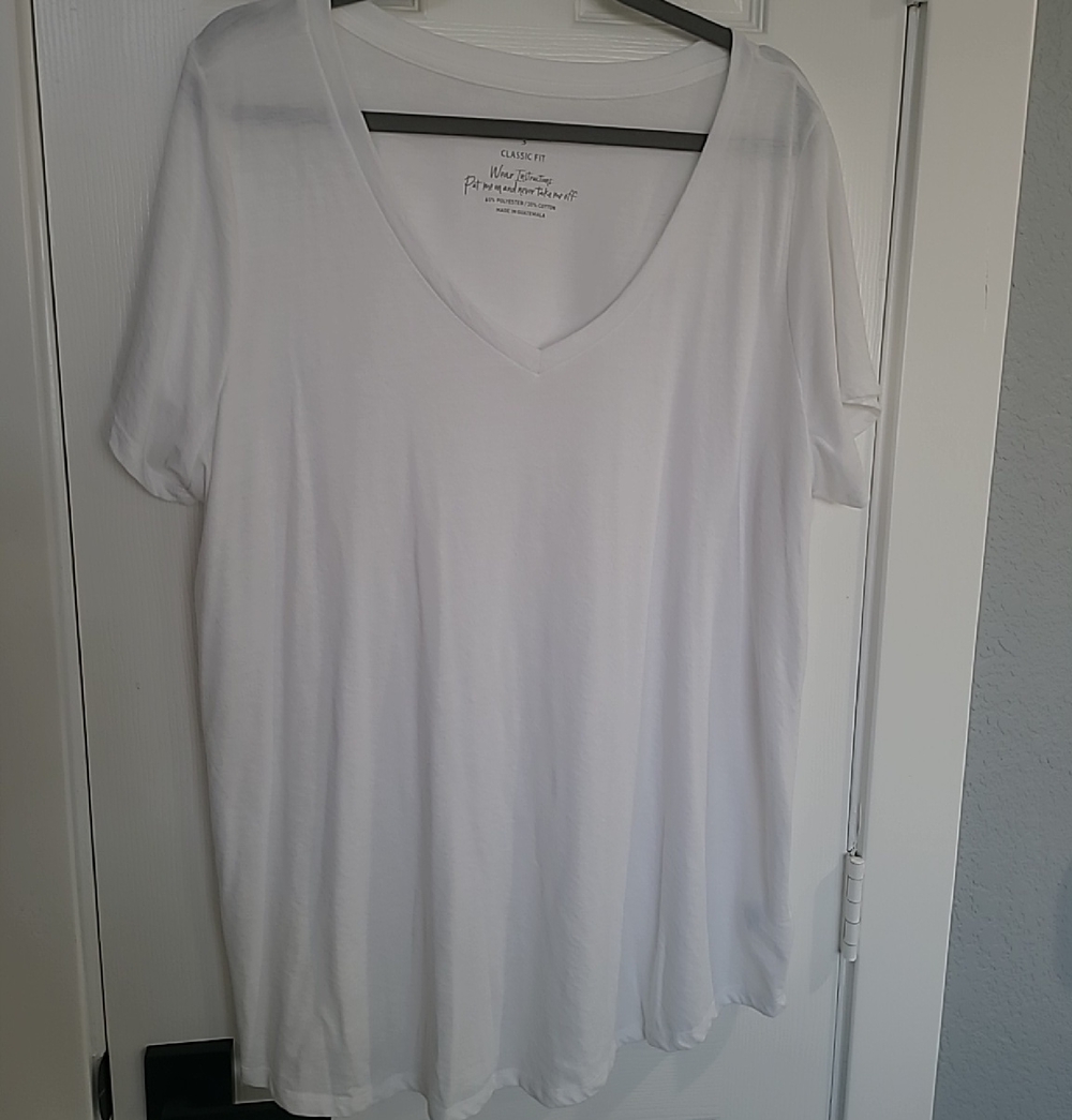 TORRID Classic Fit V-Neck Women's Top - White